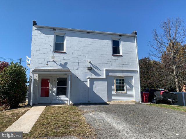 $1,350 | 631 A Hill Road | South Heidelberg Township - Berks County