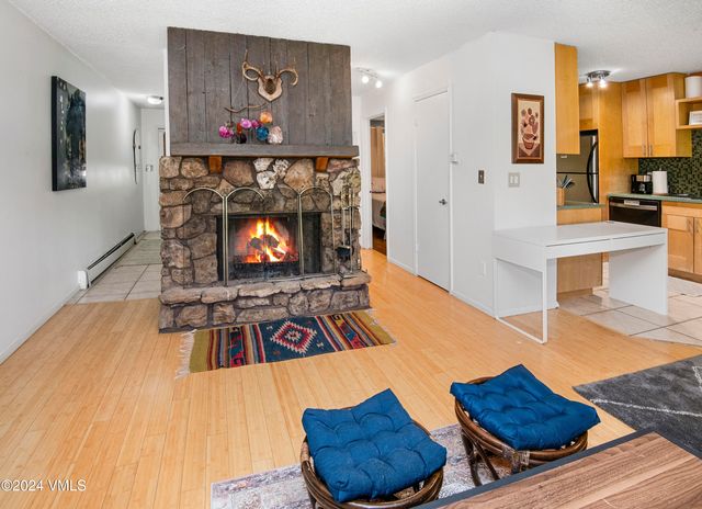 $625,000 | 2448 Garmisch Drive, Unit 8 | West Vail North