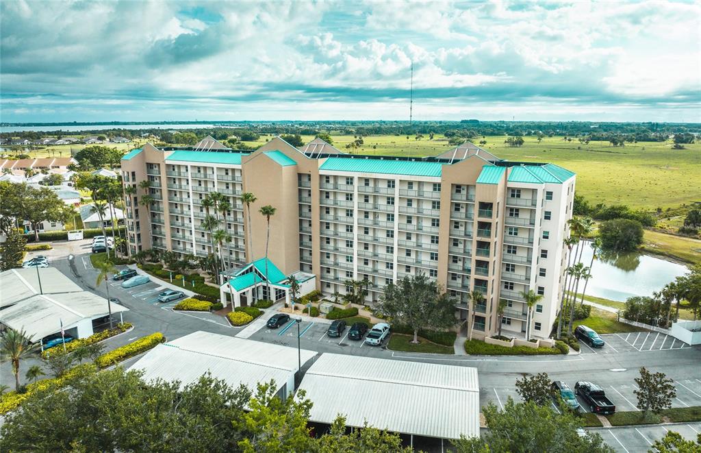 a view of building with outdoor space