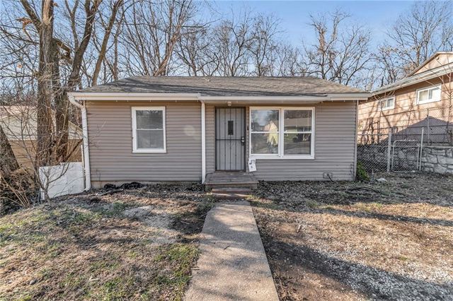 $1,025 | 3610 Norton Avenue | Palestine East