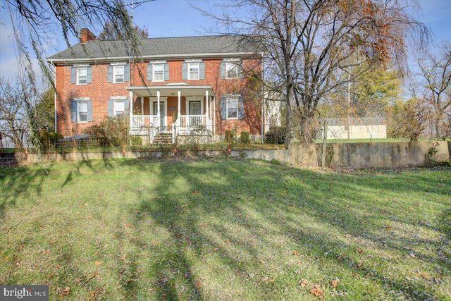 $340,000 | 8830 Lemar Road | Peters Township - Franklin County