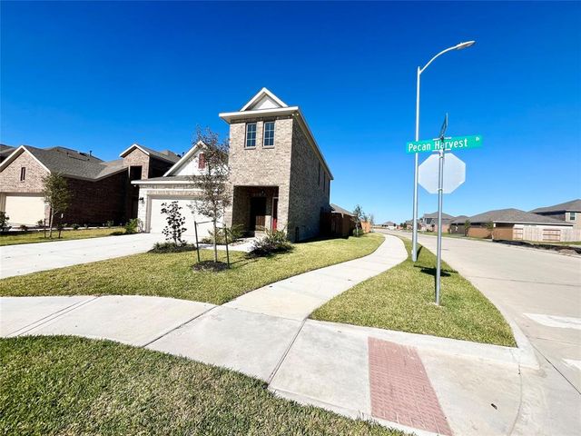 $289,990 | 931 Pecan Harvest Drive