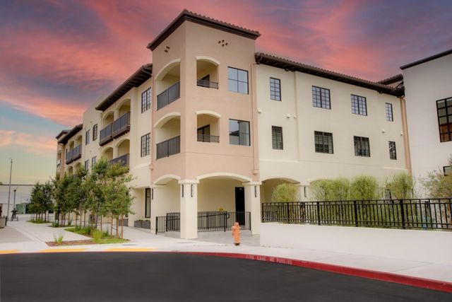 $499,000 | 400 San Benito Street, Unit 312 | Hollister