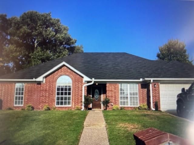 $360,000 | 5707 Persimmon Drive | Southeast Tyler