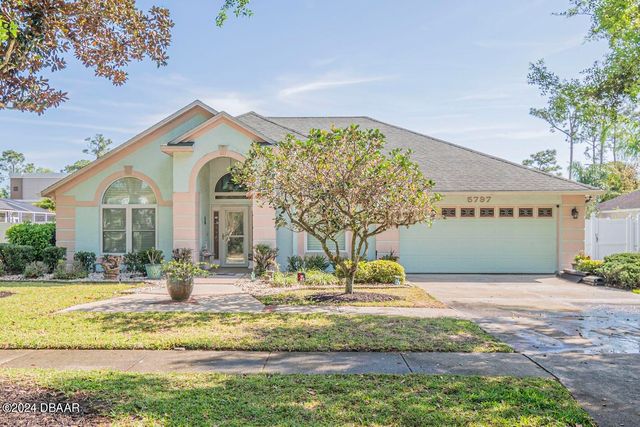 $518,000 | 5797 Windsor Hill Drive | Port Orange