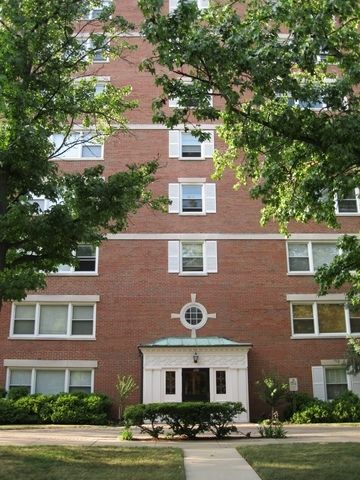 $199,000 | 1101 Grove Street, Unit 6C | Evanston