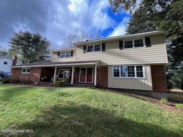 $644,900 | 919 Northumberland Drive | Niskayuna