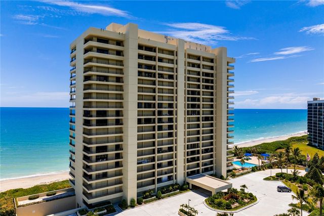 $890,000 | 8750 South Ocean Drive, Unit 41 | Hutchinson Island South