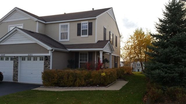 $250,000 | 2251 Flagstone Lane, Unit 2251 | Carpentersville