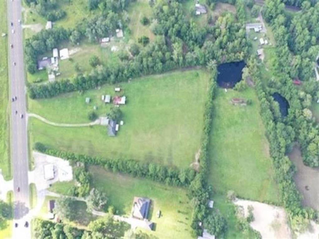 a view of a lake from a yard