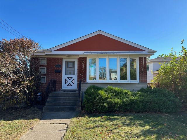 $359,900 | 10061 Lacrosse Avenue | Skokie