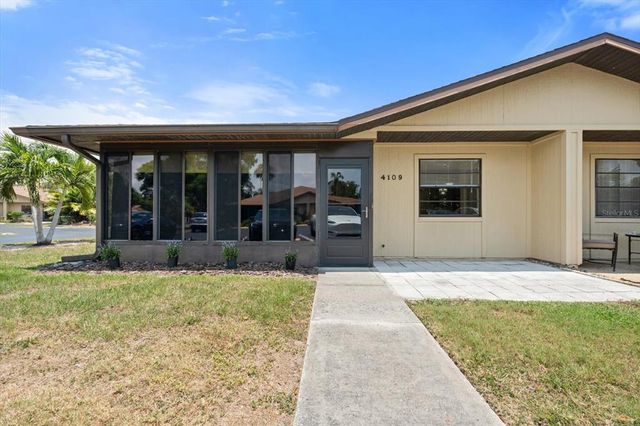 $179,900 | 4109 66th St Circle West, Unit 4109 | West Bradenton