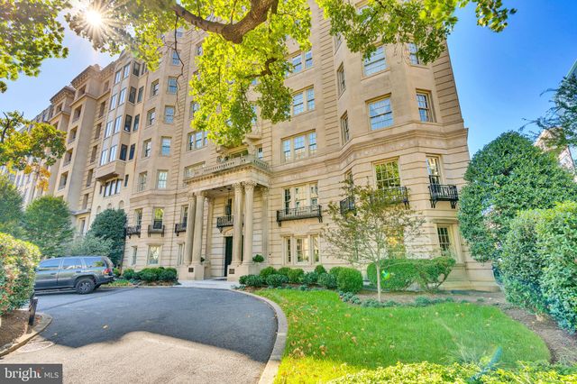 $529,000 | 1026 16th Street Northwest, Unit 505 | Dupont Circle