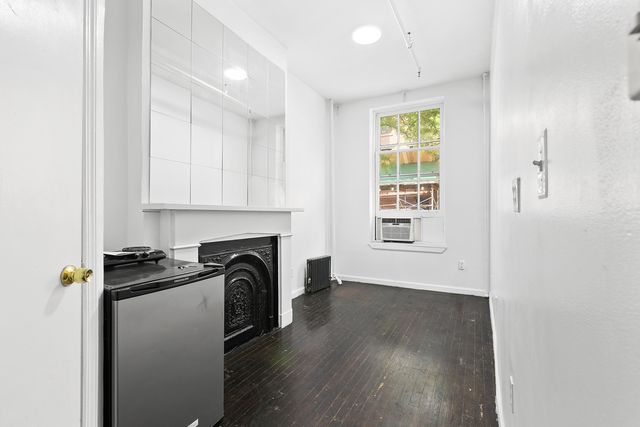 $1,725 | 310 West 20th Street, Unit B2 | Chelsea