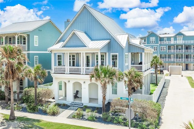 $2,560,000 | 133 Sunrise Avenue | Port Aransas