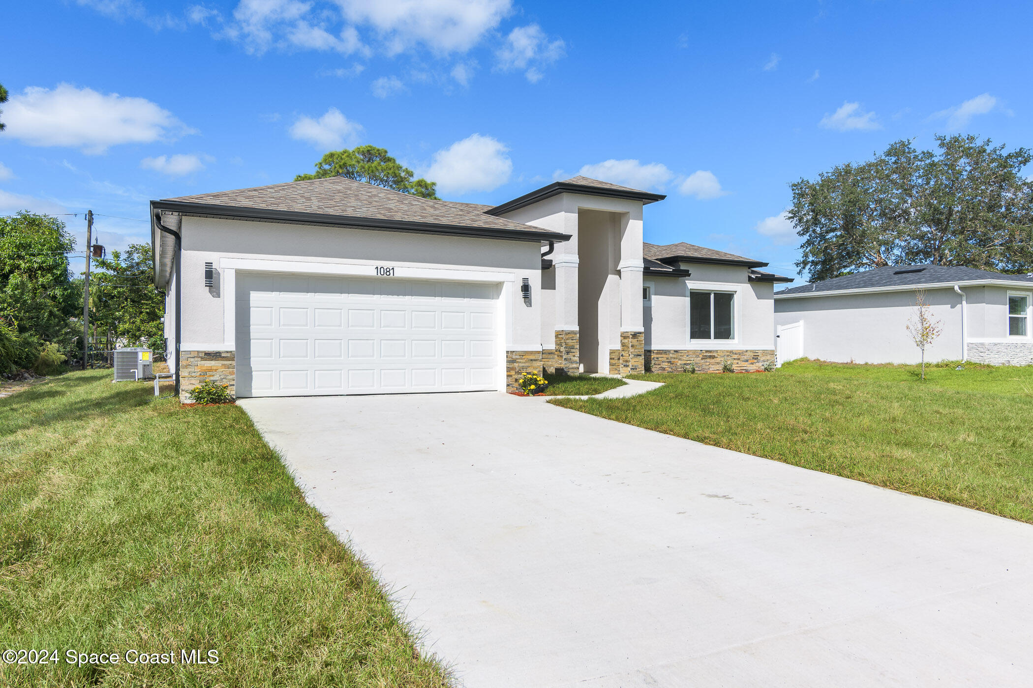 2530 Quinlin Ave, SE Palm Bay 32909