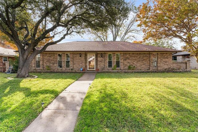 $450,000 | 1912 Tampico Drive | Plano