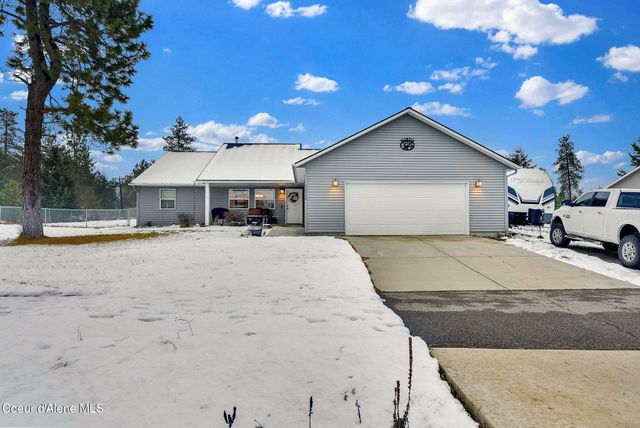 $625,000 | 32960 North 14th Avenue | Spirit Lake