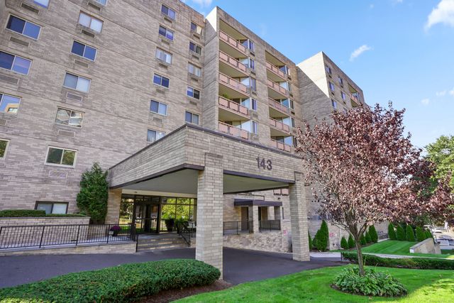 $349,000 | 143 Hoyt Street, Unit 6G | Downtown Stamford