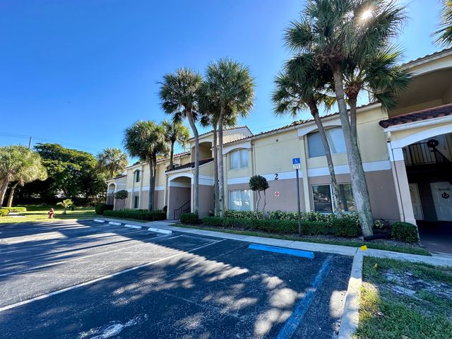 $185,000 | 815 West Boynton Beach Boulevard, Unit 2203 | Boynton Beach