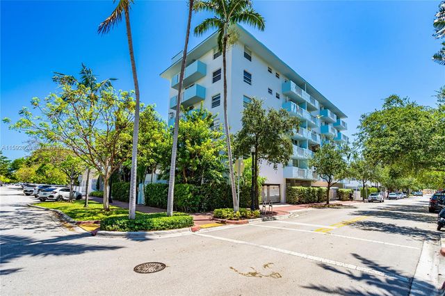 $408,000 | 301 Jefferson Avenue, Unit 4B | South of Fifth