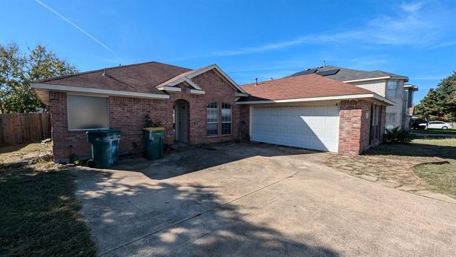 $299,995 | 438 Tranquility Lane | Cedar Hill