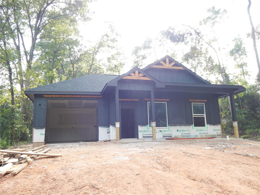 a house view with a outdoor space