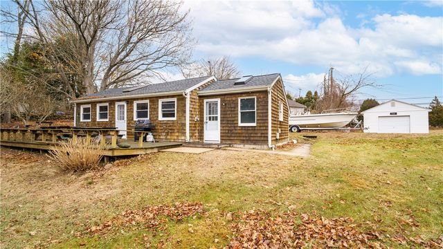 $525,000 | 83 Gooseberry Road | Snug Harbor