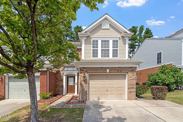 $462,500 | 1153 Kingston Grove Drive | Davis Village