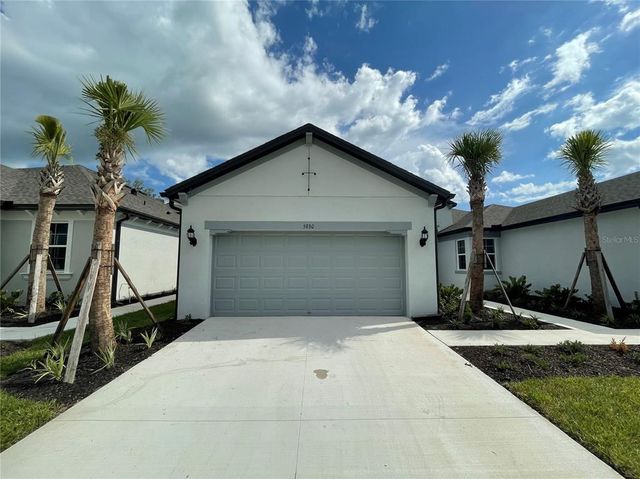 $2,800 | 5930 Fiore Drive | Bradenton