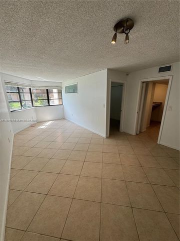 $1,650 | 20850 San Simeon Way, Unit 1075 | Ives Estates