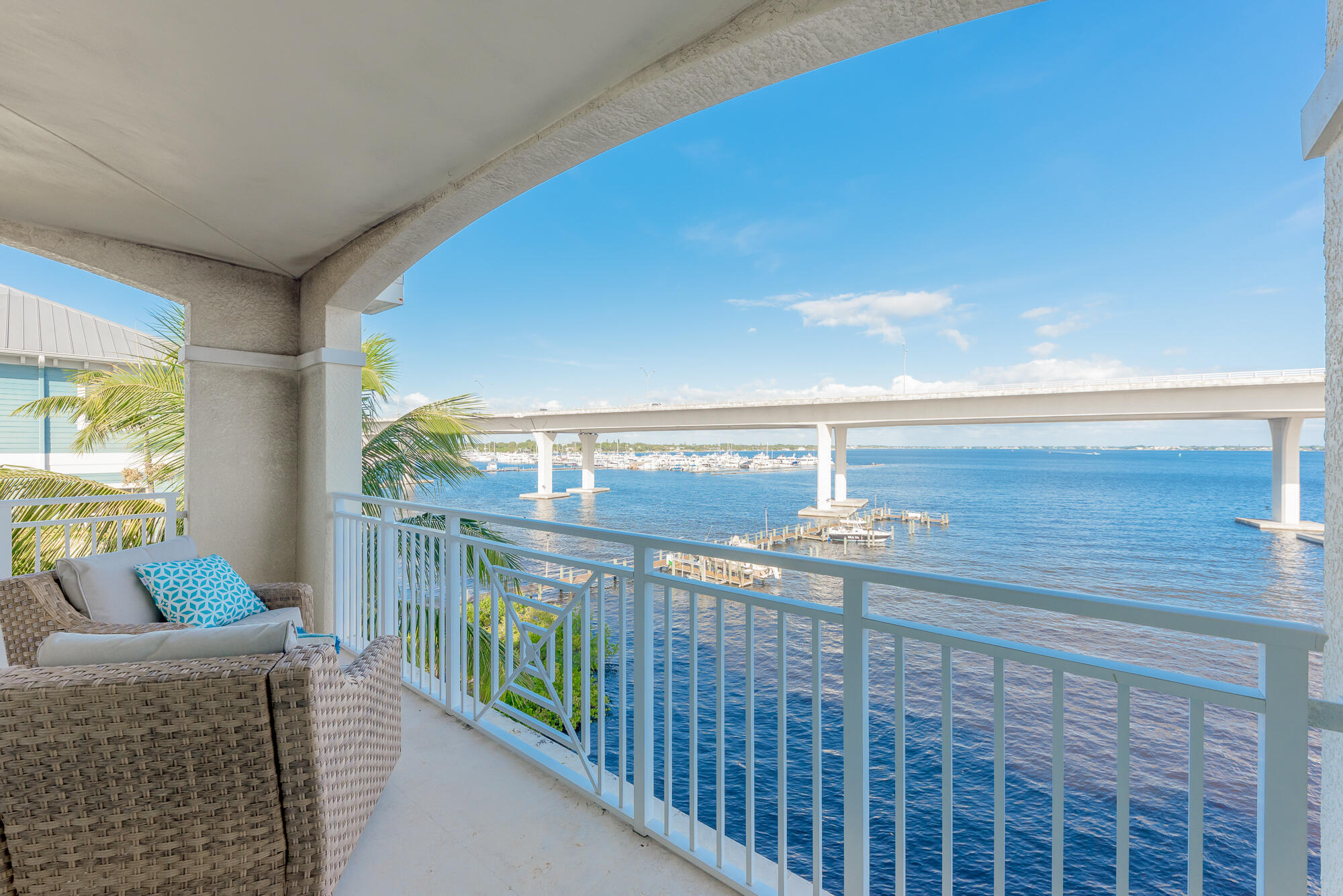 275 NW Flagler Ave Apt 402, Stuart, FL 3