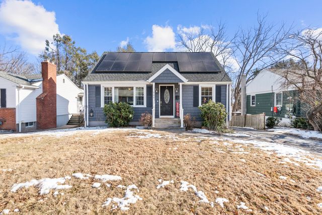 $329,900 | 709 Pine Rock Avenue | Hamden