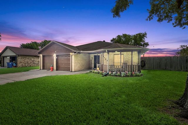 $259,500 | 4102 Quaker Drive | Texas City