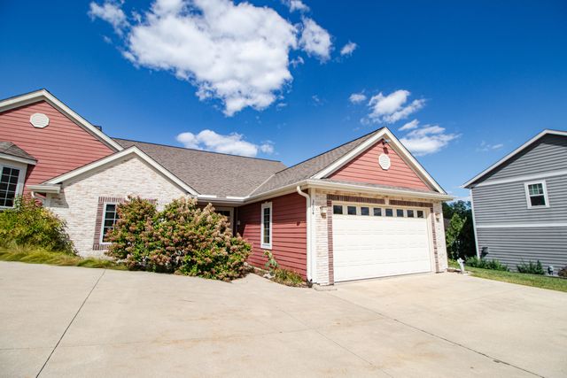 $424,900 | 3604 Shade Tree Court | Oakmont