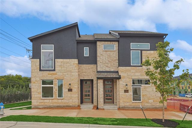 $484,990 | 921 Meadowcrest Drive | Dallas North Estates