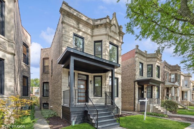 $1,550,000 | 2719 North Troy Street | Logan Square