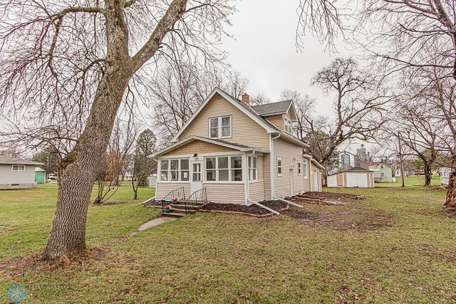 $153,000 | 216 1st Street Southeast | Rothsay