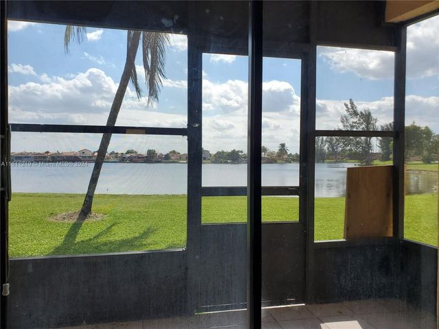 $2,400 | 2580 West 67th Place, Unit 1021 | Hialeah