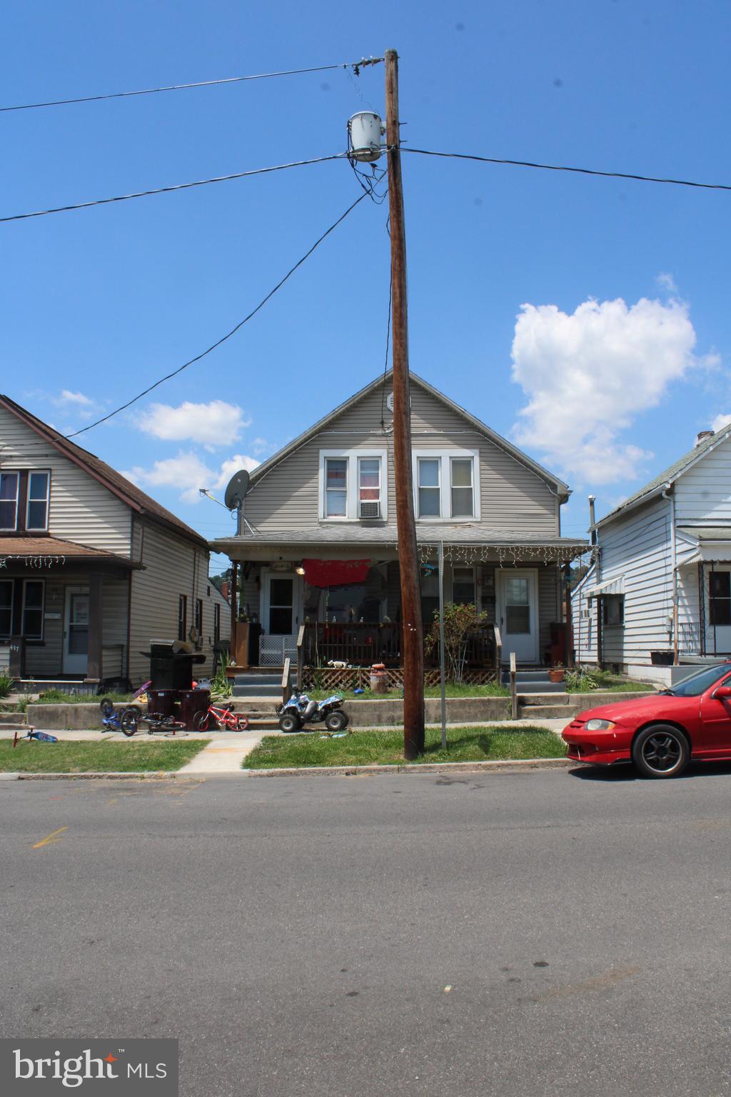 a car parked in front of building