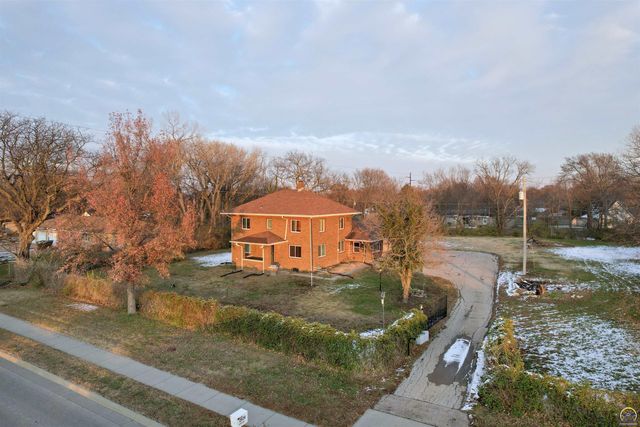 $265,000 | 2526 Southeast Croco Road | Tecumseh Township - Shawnee County