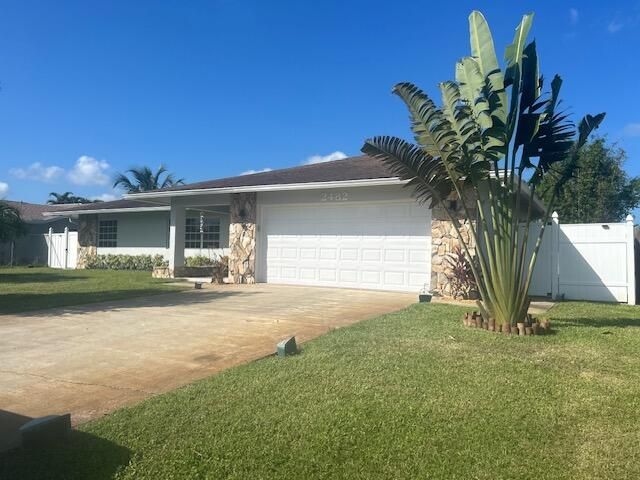 $420,000 | 2482 Southeast Sidonia Street | Sandpiper Bay