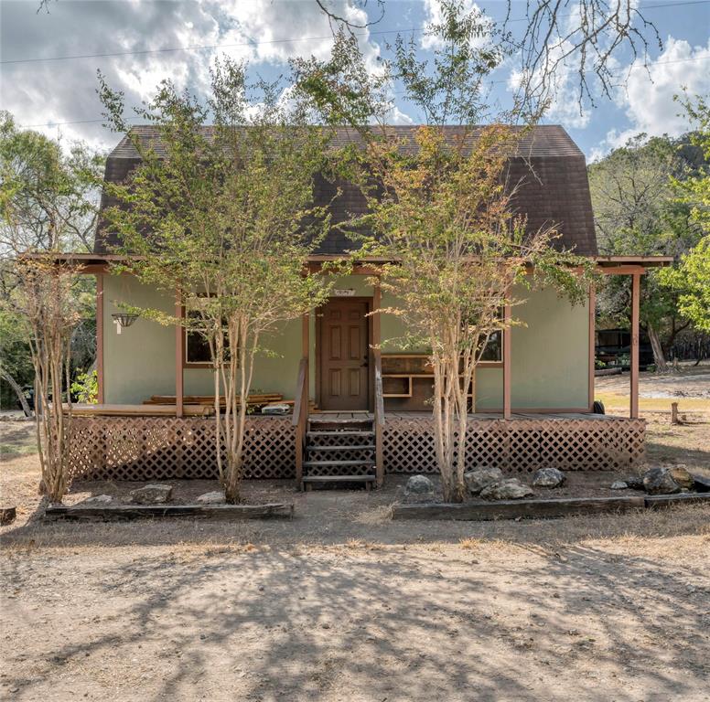 Cabin 1 - 2 story with 1 bathroom and loft