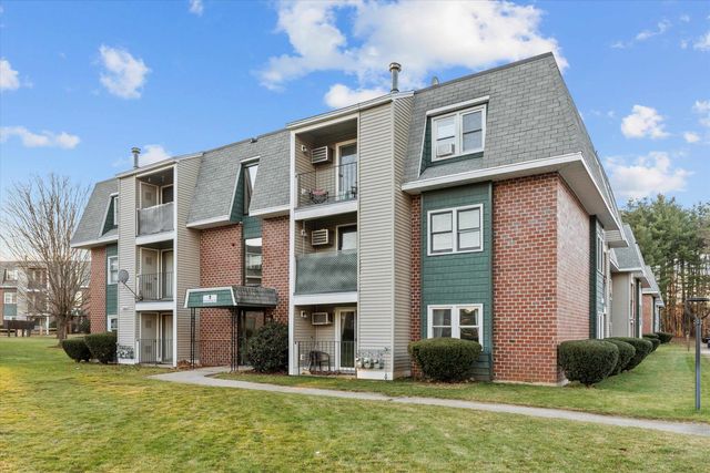 $310,000 | 4 Knights Bridge Drive, Unit I103 | Northwest Nashua