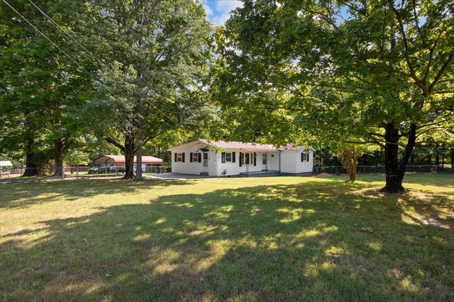 $300,000 | 1008 Glendale Road | White Bluff