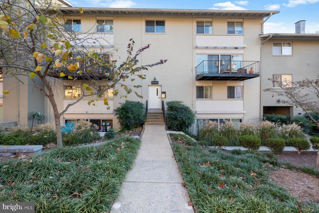 $2,250 | 8616 Manchester Road, Unit 6 | Silver Spring