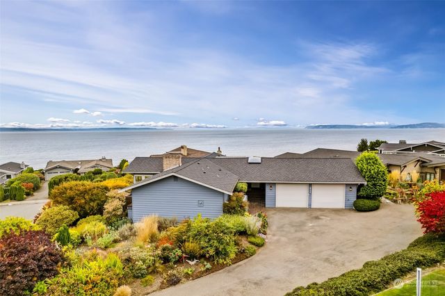 $2,675,000 | 811 Somerset Lane | Edmonds