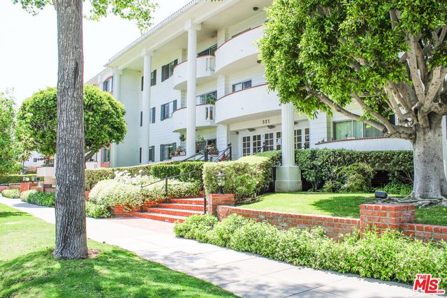 $5,400 | 521 Montana Avenue, Unit 210 | Santa Monica