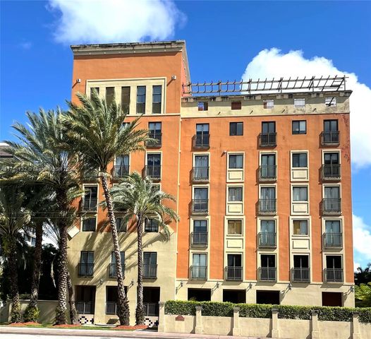 $5,500 | 671 Biltmore Way, Unit 402 | Central Gables