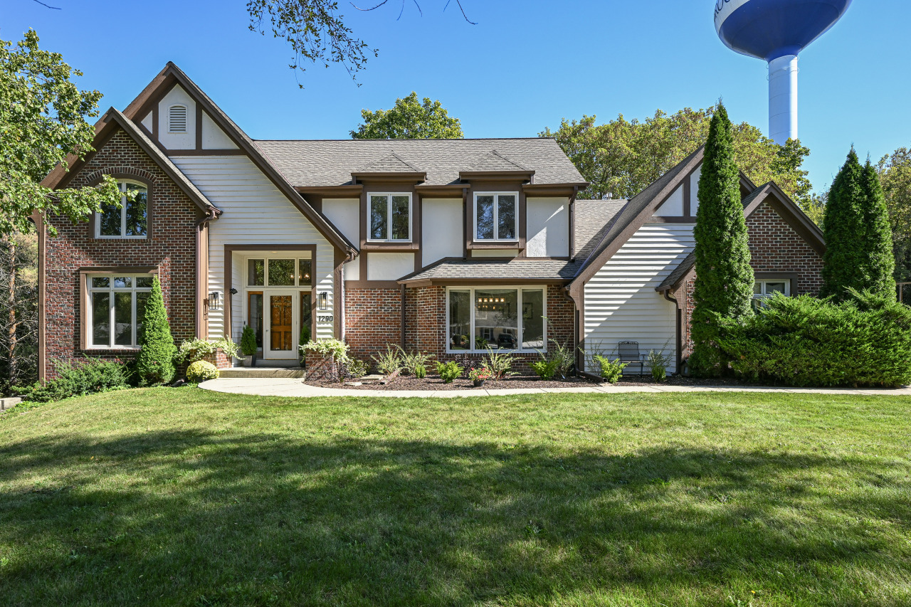 Crisp Colonial wTudor Flair